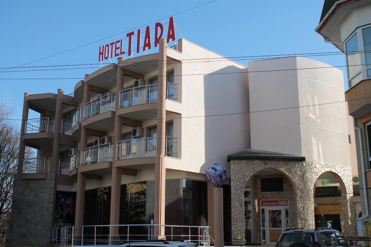 Tiara Hotel Dobrich Exterior photo