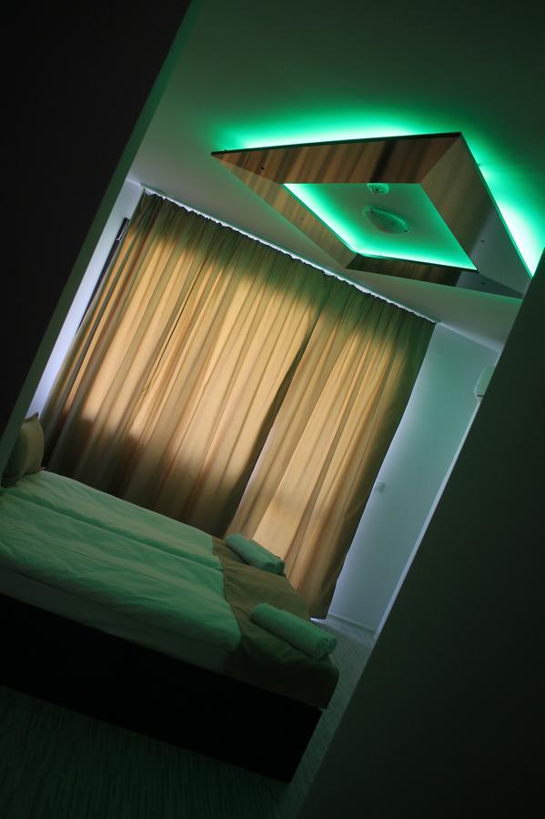 Tiara Hotel Dobrich Exterior photo